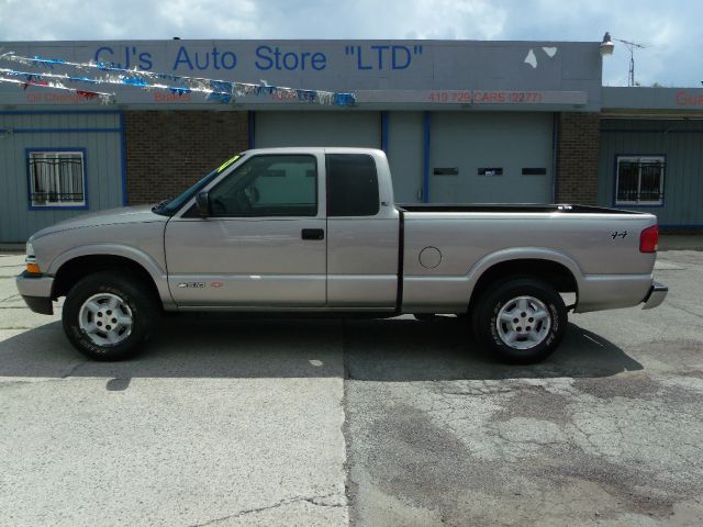 Chevrolet S10 2003 photo 3