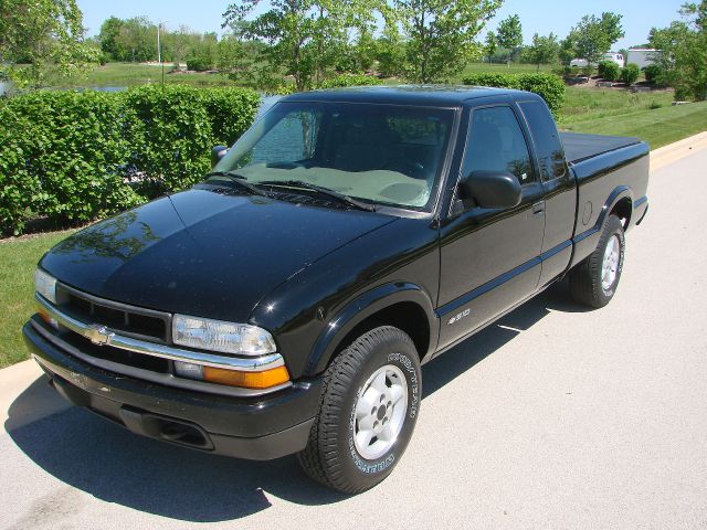 Chevrolet S10 2003 photo 1