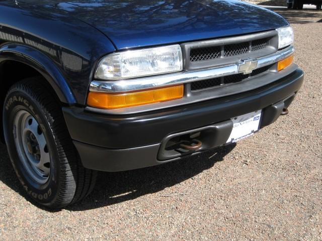 Chevrolet S10 2003 photo 1