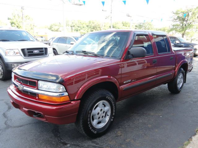 Chevrolet S10 2003 photo 2