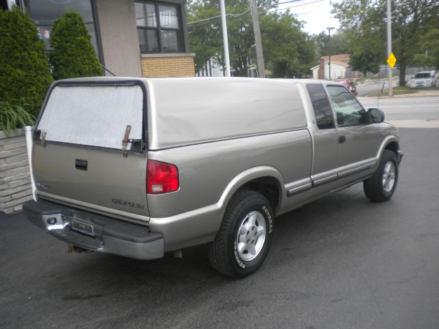 Chevrolet S10 2003 photo 10