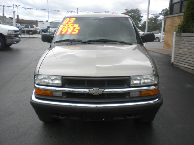 Chevrolet S10 2003 photo 3