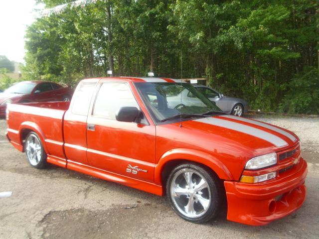 Chevrolet S10 4dr Sdn Auto GLS w/XM Pickup