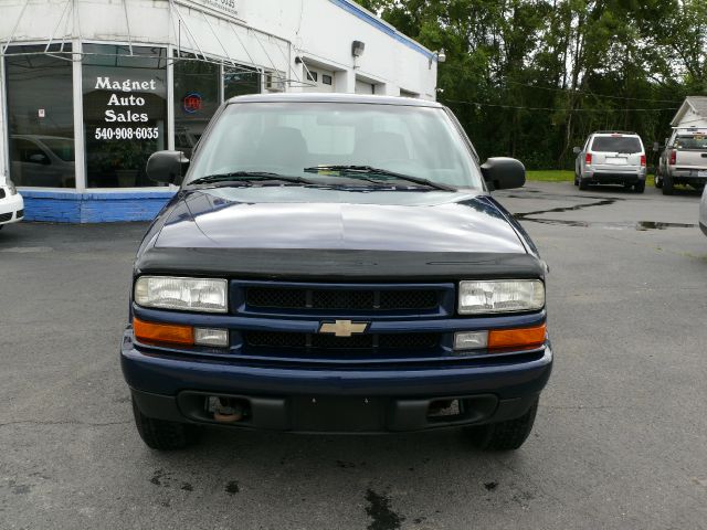 Chevrolet S10 2003 photo 24