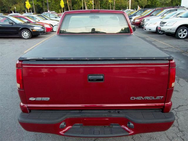 Chevrolet S10 2003 photo 1