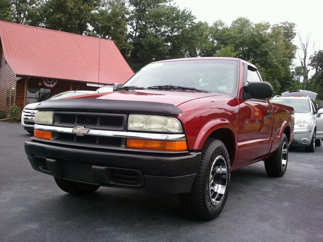 Chevrolet S10 2003 photo 2