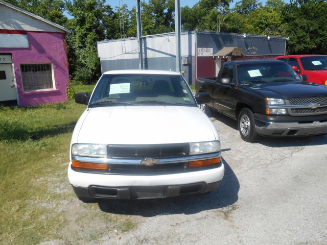 Chevrolet S10 2003 photo 1