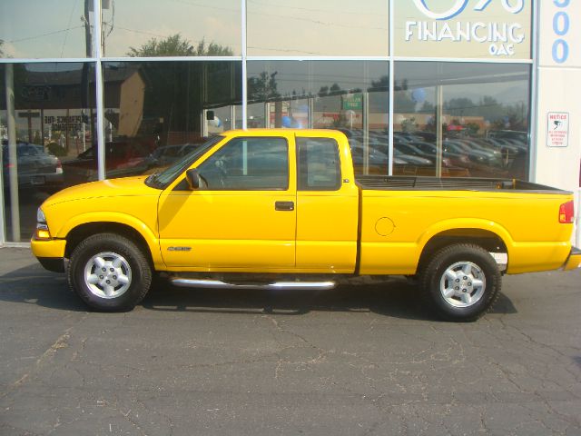 Chevrolet S10 2003 photo 4