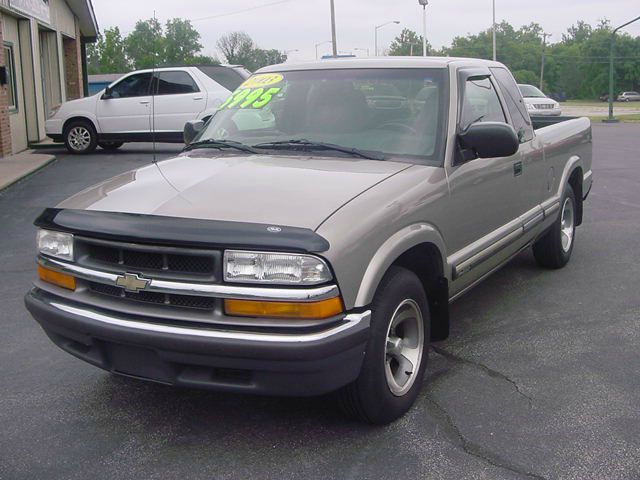 Chevrolet S10 2003 photo 3