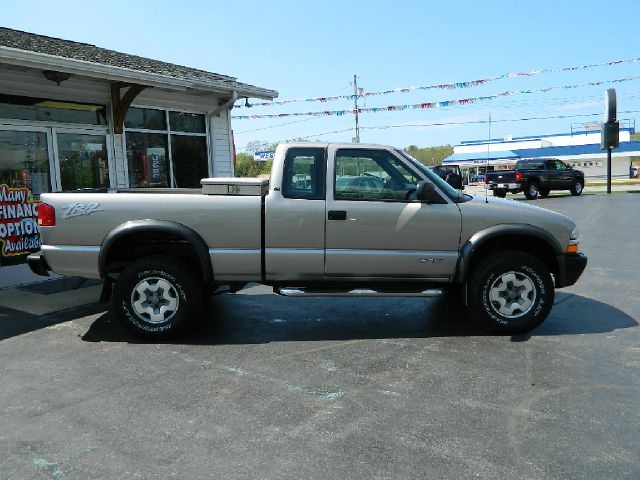 Chevrolet S10 2003 photo 17