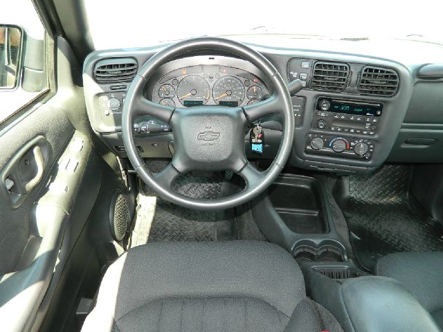 Chevrolet S10 2003 photo 9