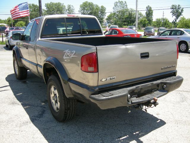 Chevrolet S10 2003 photo 3