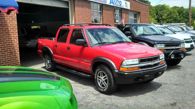 Chevrolet S10 2004 photo 1