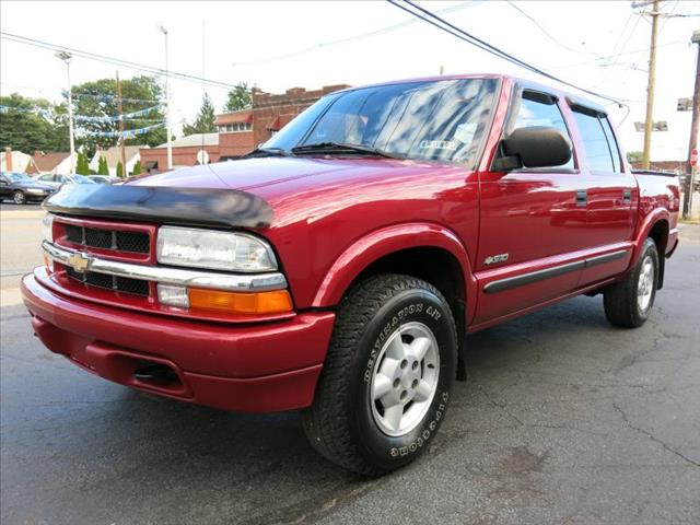 Chevrolet S10 2004 photo 2