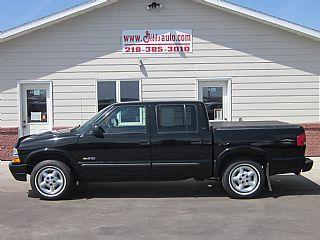 Chevrolet S10 MT With Navigation System Pickup