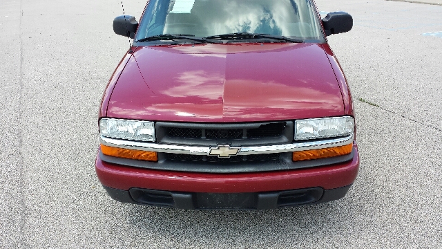 Chevrolet S10 Pickup 2003 photo 1