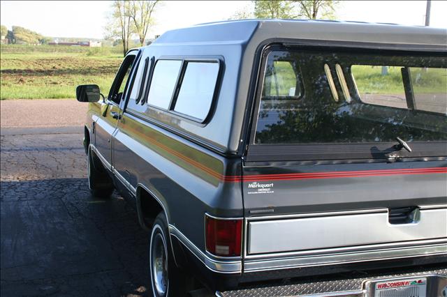 Chevrolet Silverado 1987 photo 2