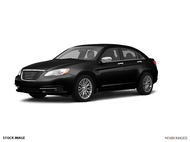 Chrysler 200 2011 photo 4