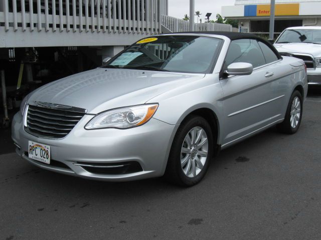 Chrysler 200 2011 photo 1