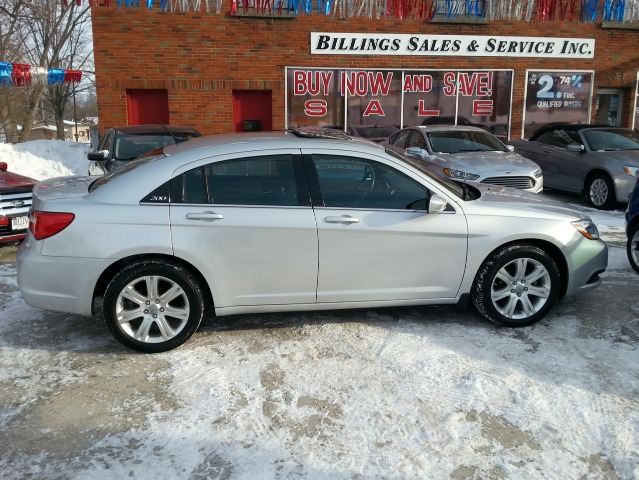 Chrysler 200 2011 photo 4