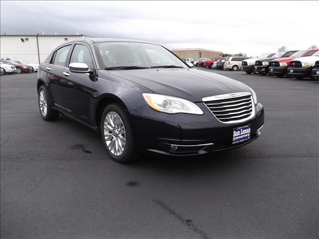 Chrysler 200 SLT 25 Sedan