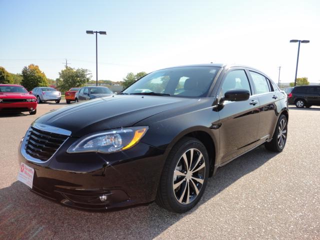 Chrysler 200 2012 photo 3