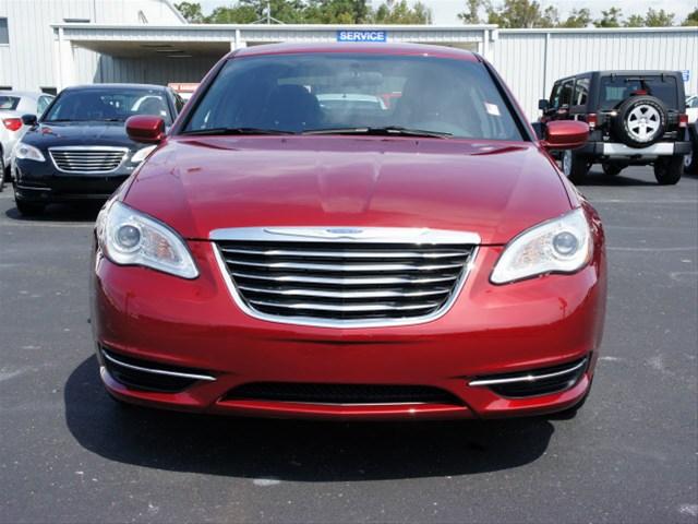 Chrysler 200 2012 photo 4