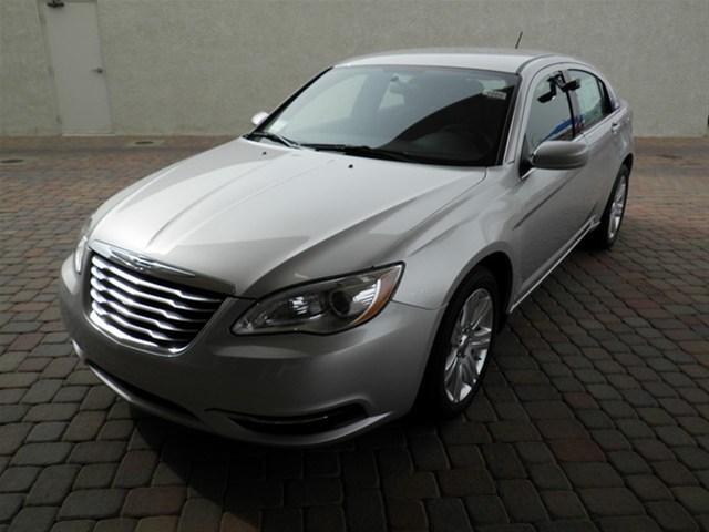 Chrysler 200 3.5 Sedan