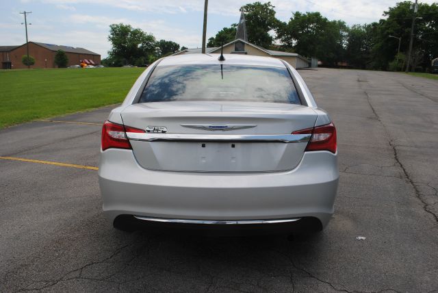 Chrysler 200 2012 photo 5