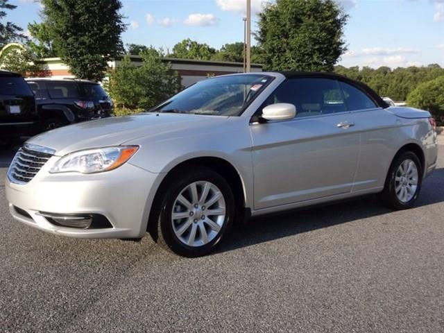 Chrysler 200 2012 photo 4