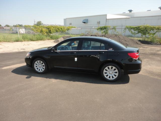 Chrysler 200 2012 photo 5