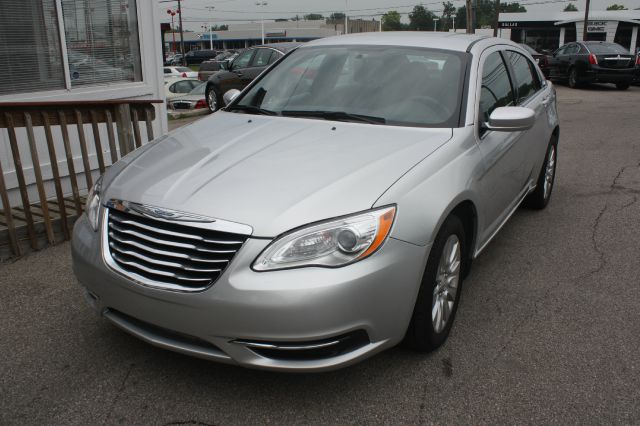 Chrysler 200 Elk Conversion Van Sedan