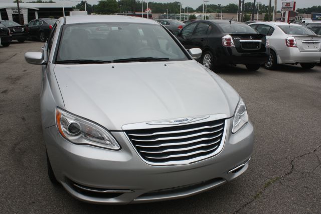 Chrysler 200 2012 photo 3