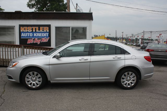 Chrysler 200 2012 photo 4