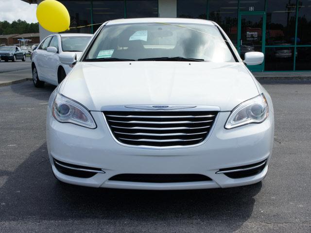 Chrysler 200 2012 photo 4