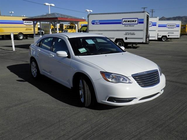 Chrysler 200 2012 photo 2