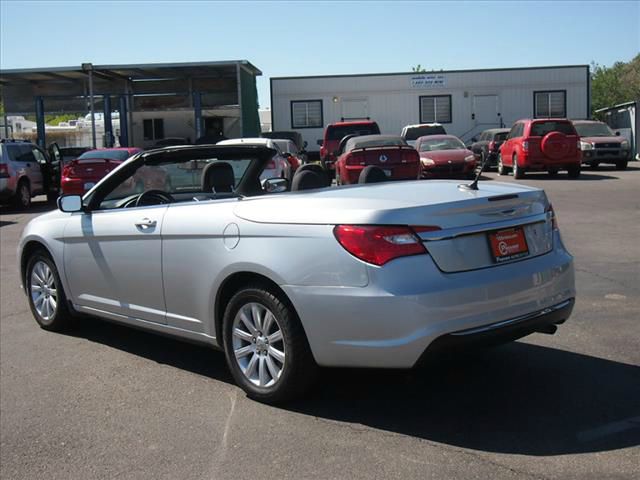 Chrysler 200 2012 photo 4