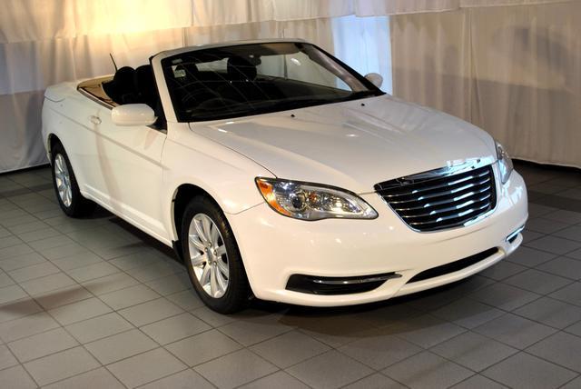 Chrysler 200 3.5 Convertible