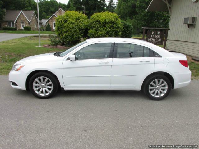 Chrysler 200 2012 photo 5