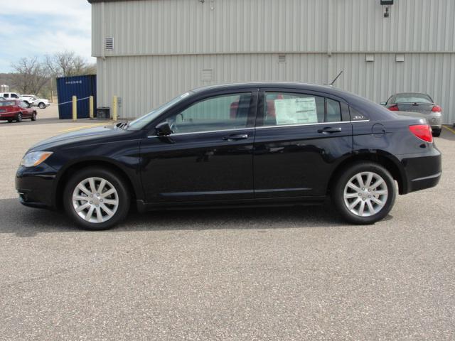 Chrysler 200 2012 photo 3