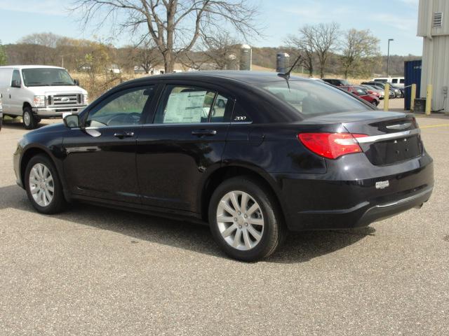 Chrysler 200 2012 photo 5