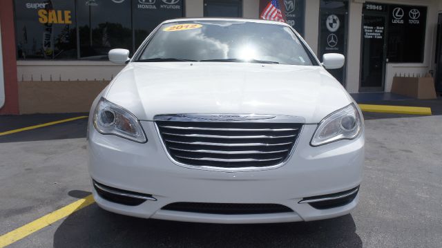 Chrysler 200 2012 photo 4