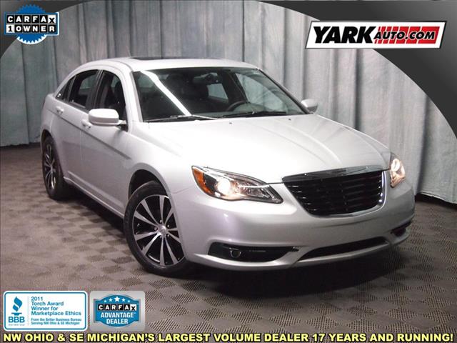 Chrysler 200 2012 photo 4