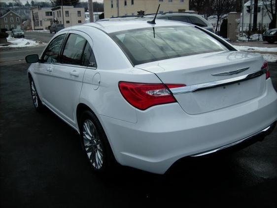 Chrysler 200 2012 photo 5