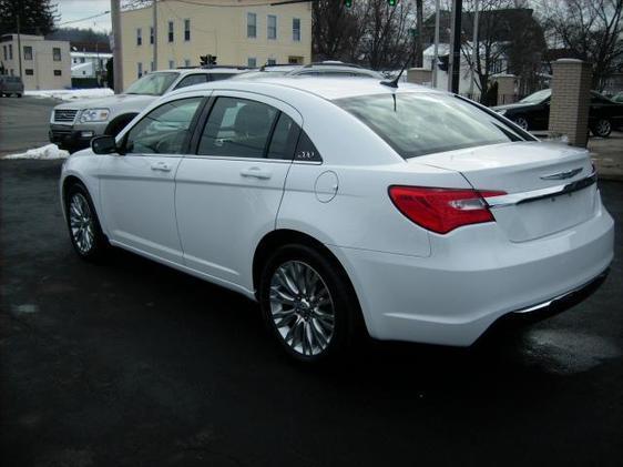 Chrysler 200 2012 photo 6