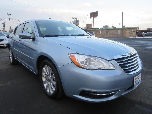 Chrysler 200 2012 photo 4