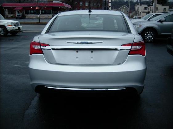 Chrysler 200 2012 photo 5