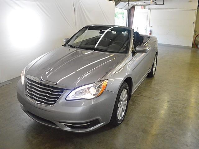 Chrysler 200 2013 photo 4