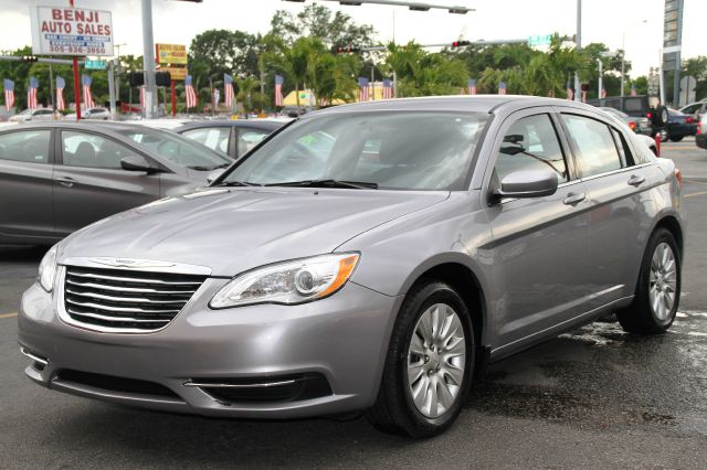 Chrysler 200 2013 photo 4