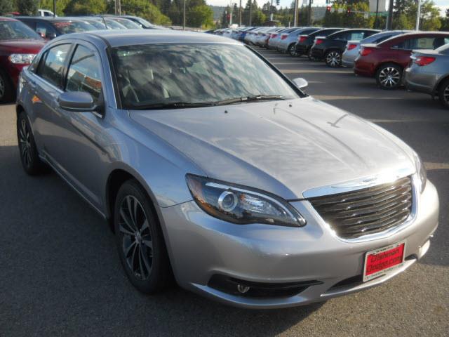 Chrysler 200 2013 photo 4